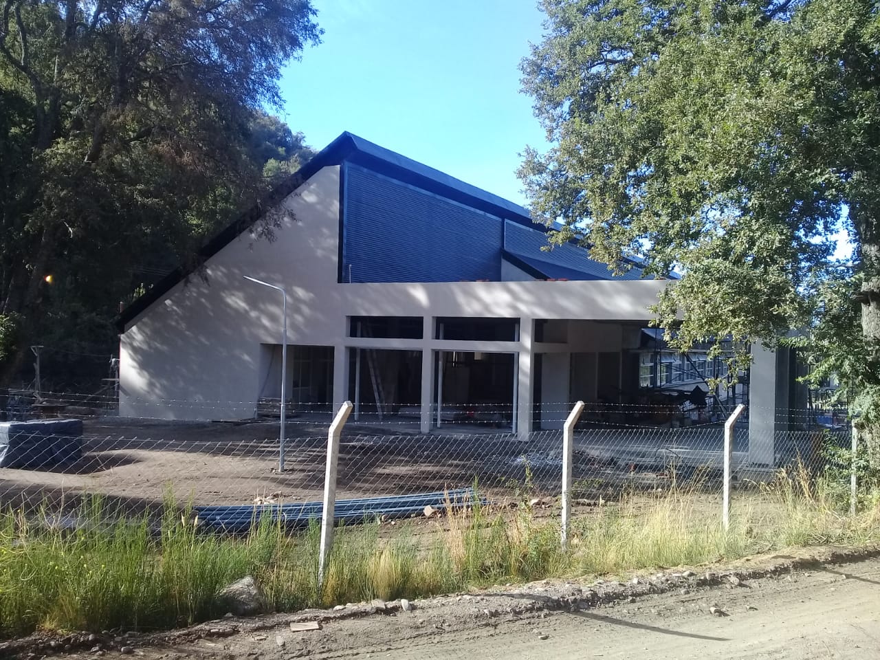 E.P.E.T Nº 21 – NUEVO EDIFICIO – 1º ETAPA – SAN MARTIN DE LOS ANDES